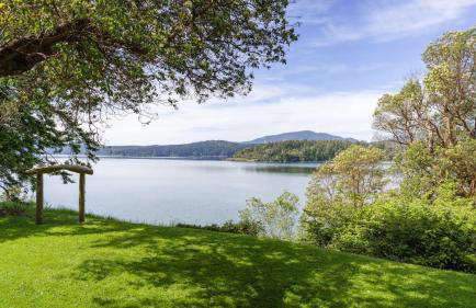 Luxe Beachfront, Hot Tub, Kayaking, Walk to Town - Foto 39