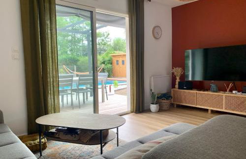 Villa Le Faré 10 min des plages - Climatisée - 8 Pers - Piscine Chauffée du 1er mai au 30 sept - - Foto 4