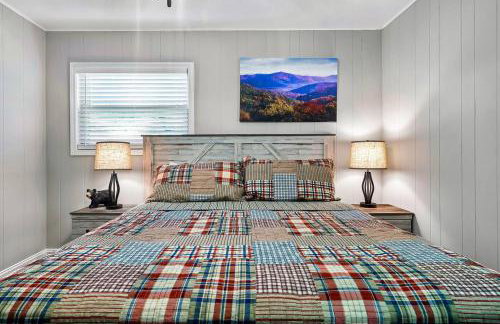 Guest Favorite Cottage Nr Dollywood Hot Tub, Fire Pit, Cable - Foto 23