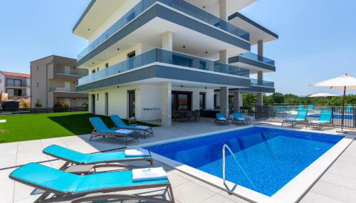 Vila Lana, 5 Sterne - Foto 1