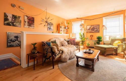 Postmodern Penthouse 1 Min Walk Dining and Shops - Photo 10