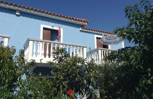 Dina Studios - Photo 25