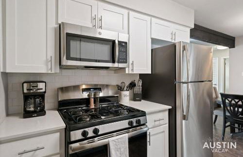 Walk to Barton Springs Spacious Apt Backyard - Foto 13