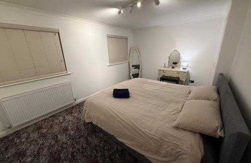 Bauhaus Inspired 2 Bedroom Townhouse Near The City Centre With Drive Parking - Foto 10