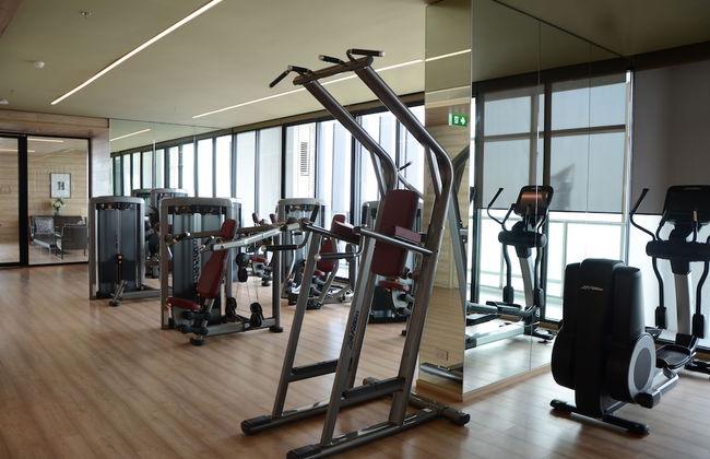 Park 24 Luxury Condo by ML - Photo 21