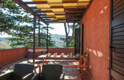 Cozy Home In Cappone Di Vallefoglia - Foto 14