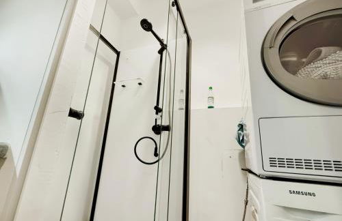 Zentrale Ferienwohnung in München 6 Schlafzimmer, 16 Gäste - Photo 19