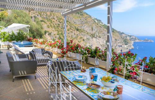 Villa Cristina -No steps-Amalfi Coast Views -Hot tube - Foto 8