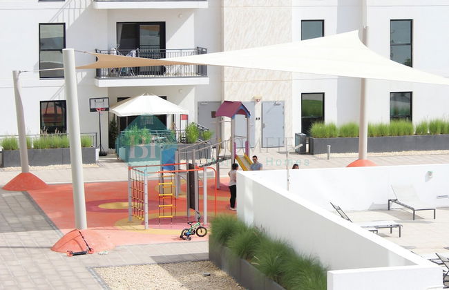 Bloomfields 1BR Canal View in Water Edge - Foto 9