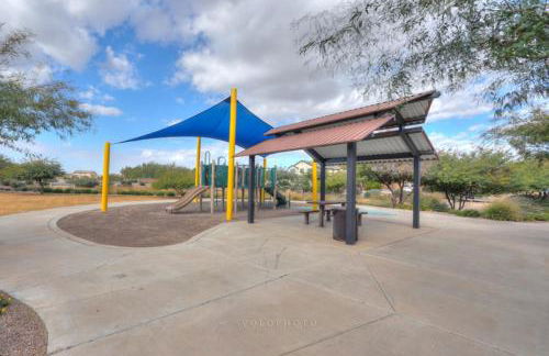 Private Mini Serene Oasis with Pool - Photo 47