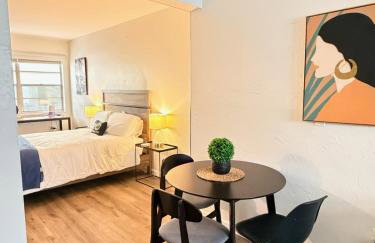 Sunny Miami Beach Getaway , Steps from the Ocean! - Foto 1