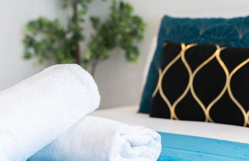 Four Bedroom House - Parking - Garden - Netflix 22C - Foto 32