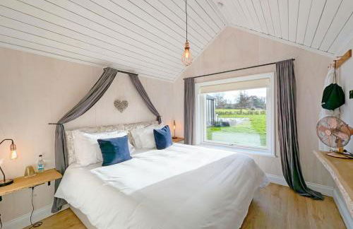 Flowering - Ashling Park - Foto 14