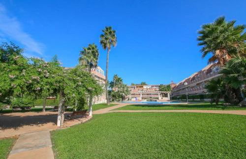 Planta baja con piscina a tres min de la playa - Foto 49