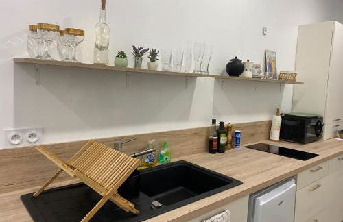 Appartement cosy avec oasis privée, salle de jeux, vélos bienvenus - Foto 8