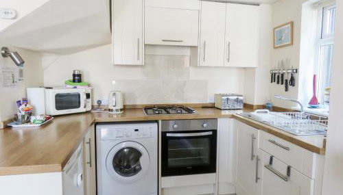 Odd Sock Cottage - Photo 4