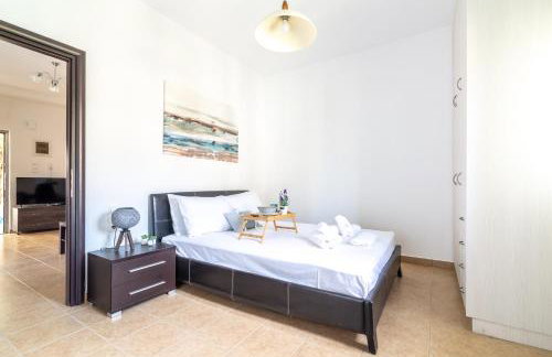 Ceronia Renovated House near the Beach - Foto 9