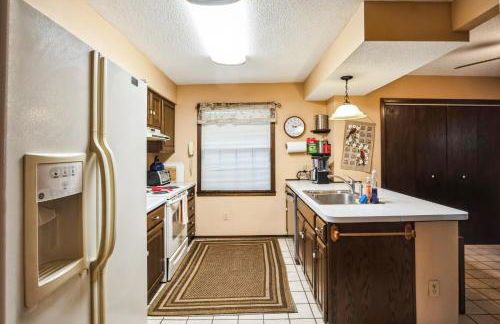 View West Lakefront Home - Foto 12