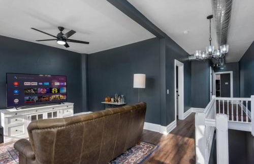 Flats on Front - Riverfront Gem Fast Wi-Fi 3F - Foto 17