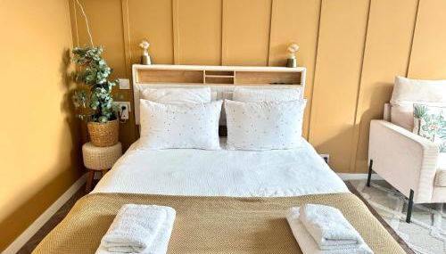 La Petite Oasis - pour 2pers - 2km du Centre Juno Beach et plage du Débarquement - 10min à pieds du centre ville & de la plage - balcon - exposition sud - stationnement & wifi gratuits - Photo 2