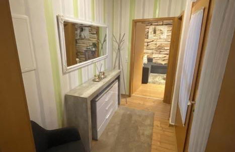 Kleines Apartment mit begehbarer Dusche im Schlafzimmer - Foto 4