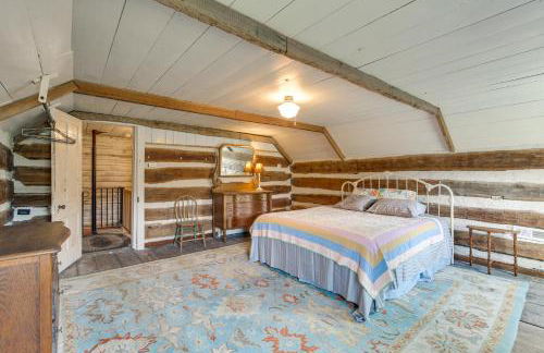 Hot Tub and Creek Views Secluded Perryville Cabin - Foto 17