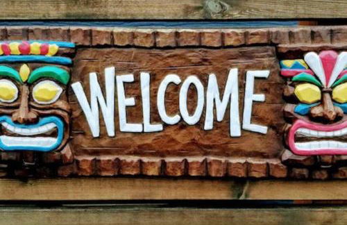 Tiki Escape w/ Amazing Mountain and Marsh Backdrop - Foto 31