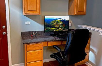 Spacious and Modern 3BD 2BA Home- Garage Parking! - Foto 15