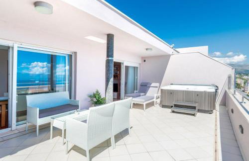 Penthouse apartment with terrace and hot tub - Ivan - Foto 22