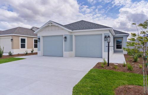 Cozy Family Stay- Queen-Double-Twins Bed- Full Kitchen-Netflix-Golf Cart-WiFi - Photo 12