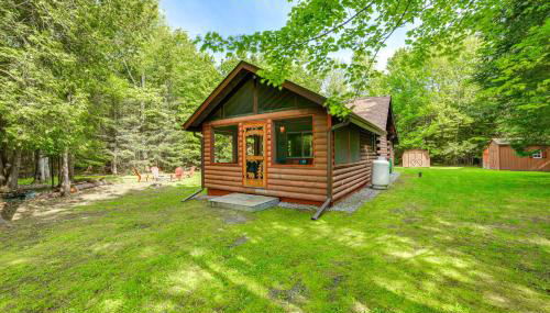 Cardinal Pines Cabin on 8 Acres - Dog Friendly! - Foto 1
