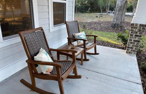 Pleasant Place Villa -Newly Built with Pool Close to downtown&beach - Photo 4