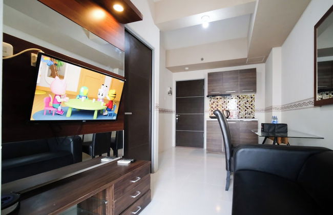 Best Price And Homey 1Br At Tamansari Prospero Apartment - Foto 11