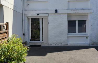 appartement cosy entier et parking privé sur place a 5min de lille et 10 min du Stade Pierre Mauroy - Foto 12