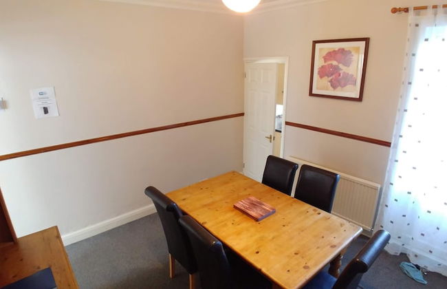 3-bed House With Superfast Wi-fi, DW Lettings 15vr - Foto 15