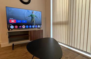 Modern 2bed Apartment in Birmingham City Centre 2 mins from Train Station with Free Parking and WiFi - Foto 57