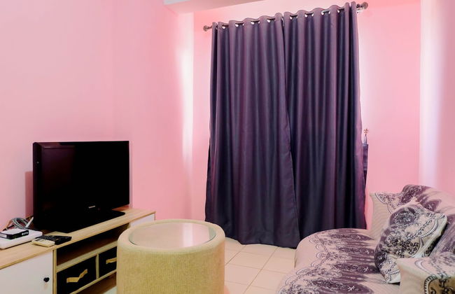Homey and Stylist 1BR Gading Icon Apartment - Photo 11