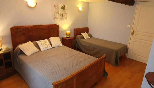 Gîtes Authentiques avec Cheminée et Animaux Bienvenus, 11 Pers. - FR-1-496-273 - Foto 3