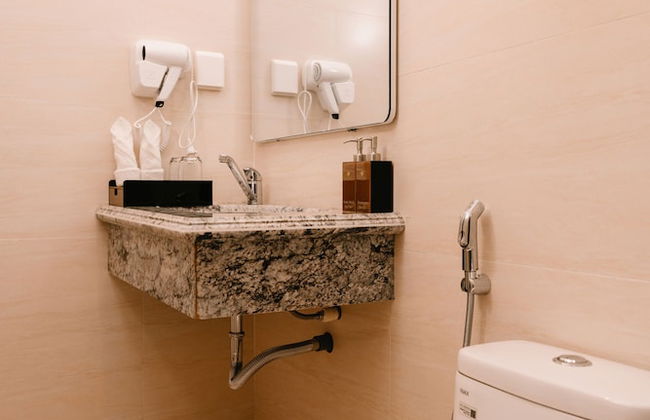 Diamond Hotel - Photo 25