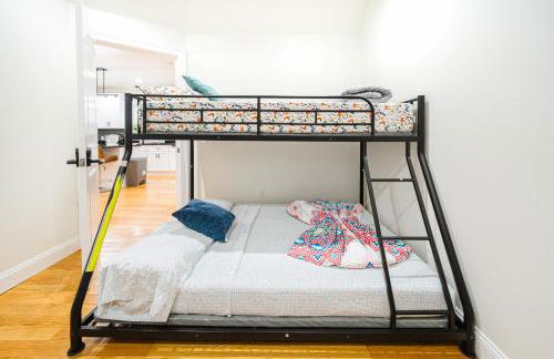 16-2 - 4BR Family Home in Worcester Near Parks - Foto 18