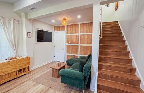 Stylish 2 BR 1 BA Apartment - Steps to the Ocean - Hidden Gem - Foto 3