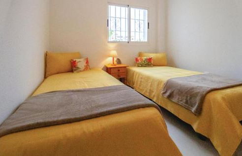 4 Bedroom Lovely Home In Orihuela Costa - Foto 16