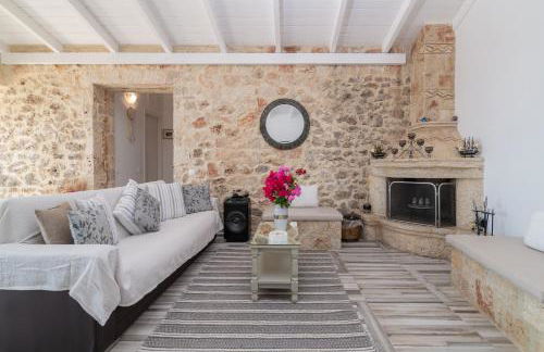 Villa Daniela - Private Pool and Serene Location, by ZanteWize - Foto 32