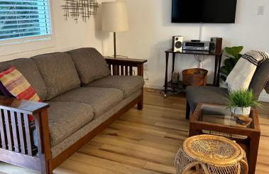 Classic & Cozy Apartments - Parking & Close to DW - Foto 29