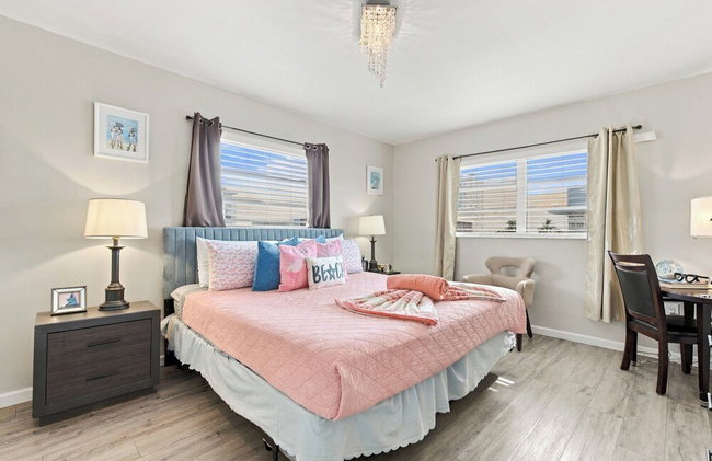 2 Bedroom 2Bath Deluxe Apt with Patio - Foto 5