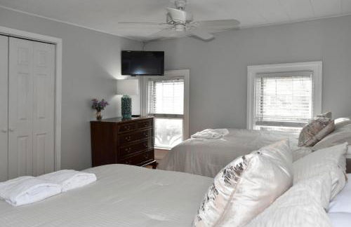 Walk To Parks, Dining & Lake! Game Room! Hot Tub! - Foto 24