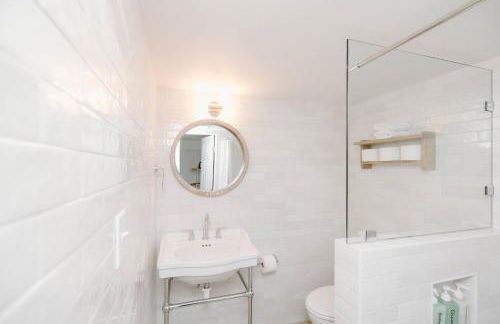 Late Summer Specials - 2 blocks to Beach - Backyard - Walk to Boardwalk - Foto 5