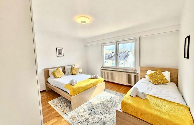 Charming 3 bedrooms with a cozy terrace - Foto 2