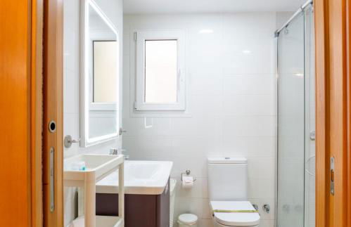 Walking to the Beach of Palo and Pegregalejo - Foto 23