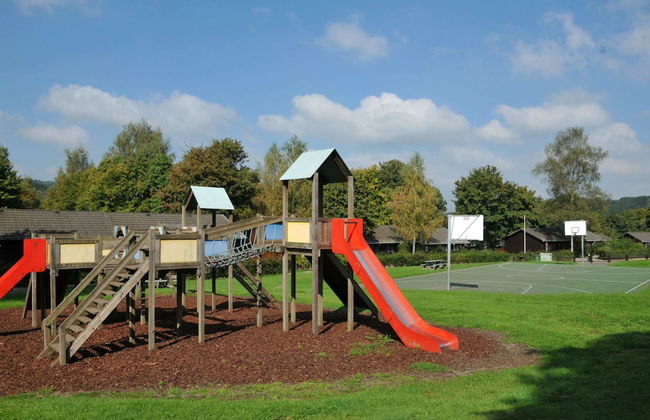 Bungalow in Belgium Near Green Hills - Foto 13